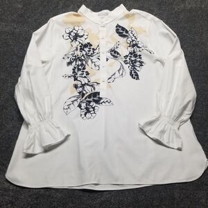 Chicos 2 US 12 L Top Shirt No Iron Popover  White Floral Business Casual Career